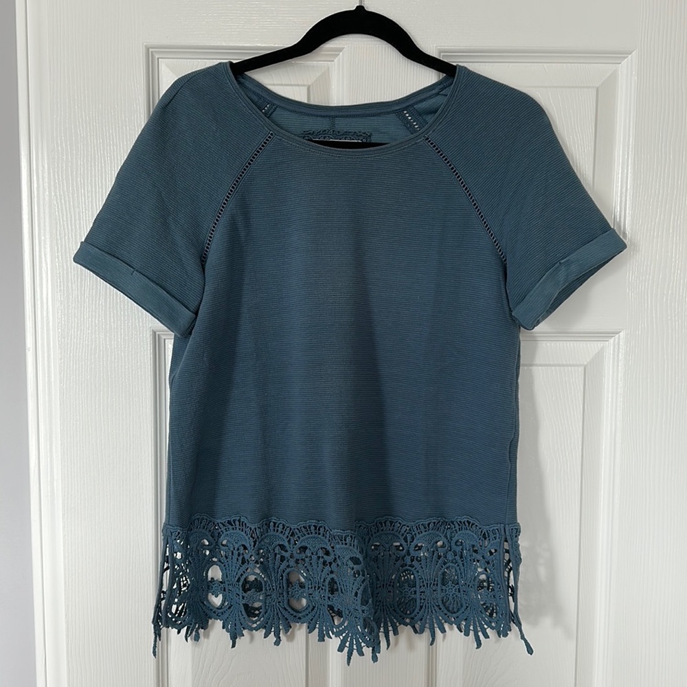 Lace shirt